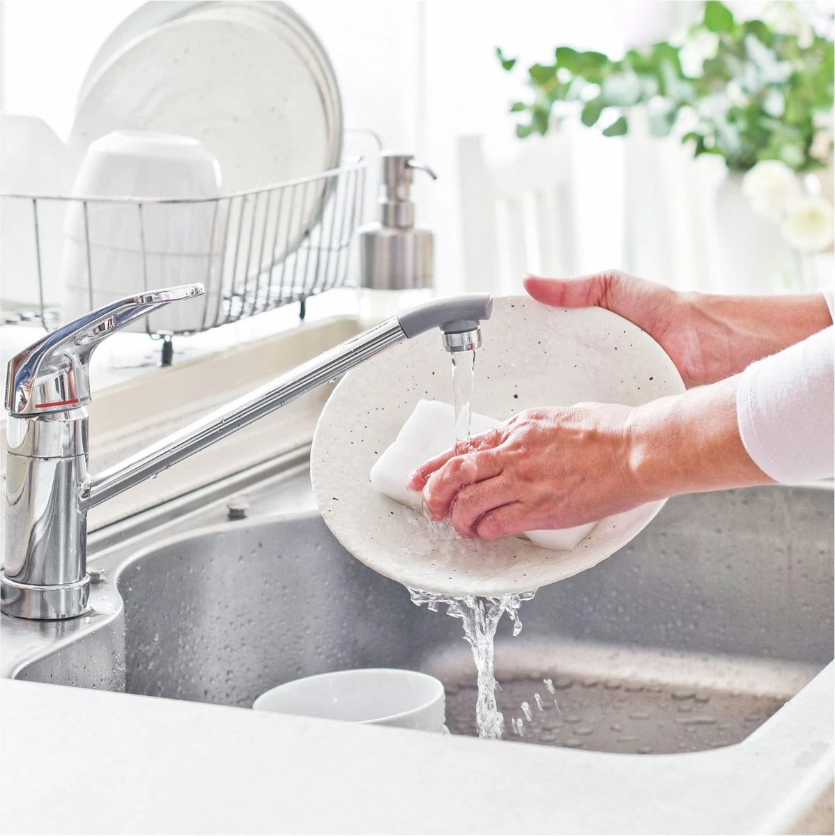 Dreft Naturals Lavender & Rosemary Afwasmiddel - Voordeelverpakking 10x450ml 4 Dreft Naturals Lavender & Rosemary Afwasmiddel - Voordeelverpakking 10x450ml - Afbeelding 4