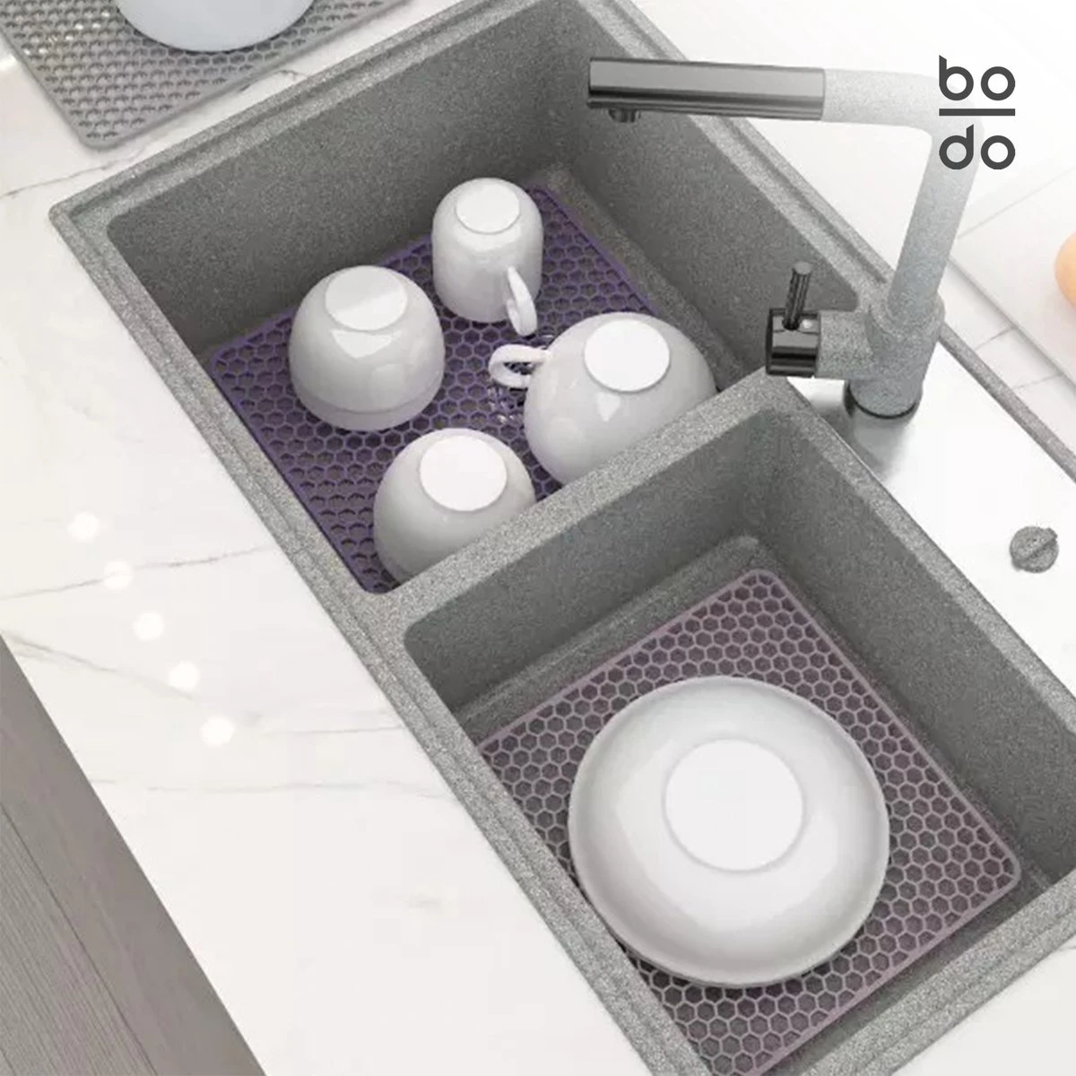 BODO Gootsteenmat Siliconen Donker Grijs - 30.5 X 30.5 Cm - Keuken Accessoires - Gootsteen Beschermer - Onderzetters Siliconen - Anti Kras - Gootsteen Accessoires 4 BODO Gootsteenmat Siliconen Donker Grijs - 30.5 X 30.5 Cm - Keuken Accessoires - Gootsteen Beschermer - Onderzetters Siliconen - Anti Kras - Gootsteen Accessoires - Afbeelding 4