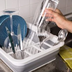 Amazy Afdruiprek Opvouwbaar & Bpa-vrij - Afdruiprek Voor Het Drogen Van Bestek, Borden, Glazen & Flessen - Afdruipmat In Grijs-wit Van Kunststof & Silicone Voor Gootsteen, Spoelbakken, Keuken 8 Amazy Afdruiprek Opvouwbaar & Bpa-vrij - Afdruiprek Voor Het Drogen Van Bestek, Borden, Glazen & Flessen - Afdruipmat In Grijs-wit Van Kunststof & Silicone Voor Gootsteen, Spoelbakken, Keuken -Winkel Voor Schoonmaakartikelen 1200x1200 1515