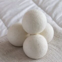 Apeiron Drogerballen - Droogballen - 6 XL Wasbollen - Droger - Duurzaam - Wasmachine - Wasverzachter - Energie Besparen - Zero Waste - Schapenvacht - Wol 15 Apeiron Drogerballen - Droogballen - 6 XL Wasbollen - Droger - Duurzaam - Wasmachine - Wasverzachter - Energie Besparen - Zero Waste - Schapenvacht - Wol -Winkel Voor Schoonmaakartikelen 1200x1200 584