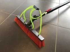 Aqua2Go Telescoopsteel 7,2 Meter - Lichtgewicht Aluminium - 40 Cm. Borstel - Ramen Wassen - Zonnepanelen 11 Aqua2Go Telescoopsteel 7,2 Meter - Lichtgewicht Aluminium - 40 Cm. Borstel - Ramen Wassen - Zonnepanelen -Winkel Voor Schoonmaakartikelen 1200x899 19