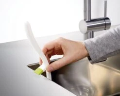 Joseph Joseph Edge Vaatwasborstel - Met Ingebouwde Gootsteensteun - Antraciet -Winkel Voor Schoonmaakartikelen 1200x964