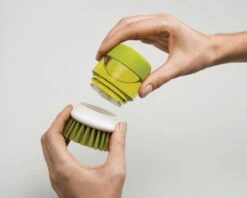 Joseph Joseph Afwasborstel Palm Scrub - Incl Houder - Grijs 15 Joseph Joseph Afwasborstel Palm Scrub - Incl Houder - Grijs -Winkel Voor Schoonmaakartikelen 1200x964 3