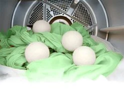 Jean's Goods Drogerballen - Droogballen - Wasdrogerballen - Wasdroger Ballen - Wasbol - Wasbollen - Wasballen - Energiebesparende Producten - Energiebesparend - Duurzaam Cadeau - RWS Wol - Zero Waste - Wasverzachter - Beige - 6 Stuks -Winkel Voor Schoonmaakartikelen 1200x969 1